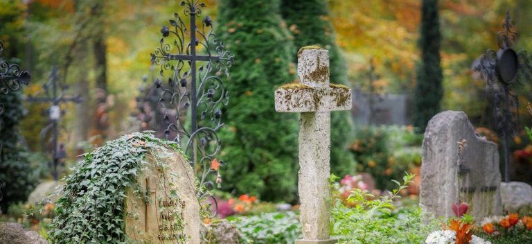 cemetery, tombstone, grave, graveyard, cross, memorial park, cemetery, cemetery, cemetery, grave, grave, grave, grave, grave, graveyard, graveyard, graveyard, cross