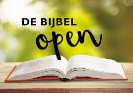 De bijbel open